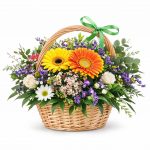 Цветы в корзинке с декоративными цветами